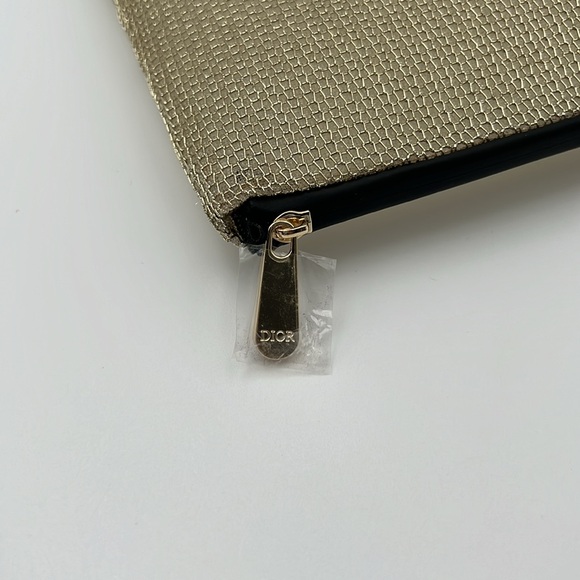 Dior Gold Mesh Pouch - Picture 4 of 8